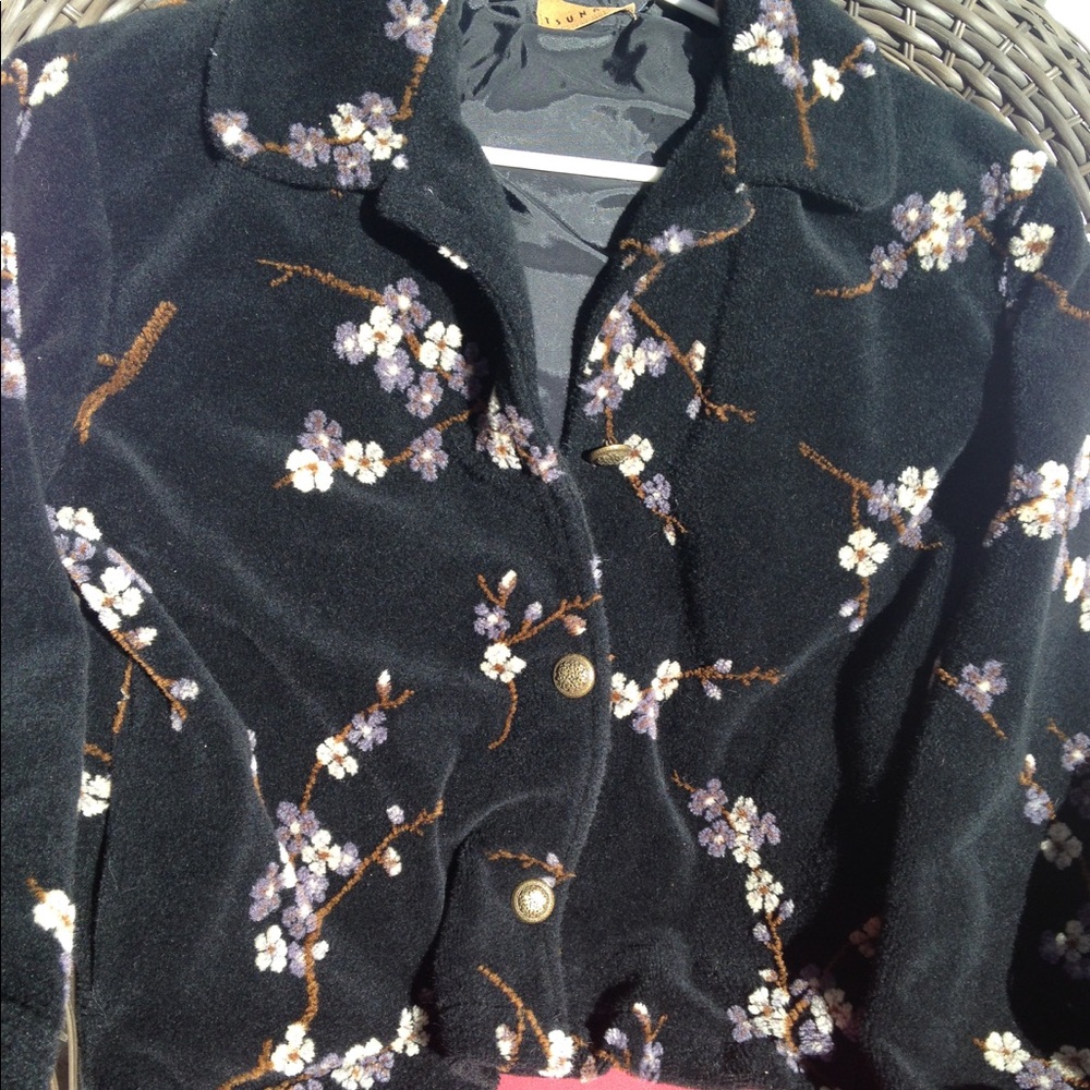 Black & cherry blossoms fleece jacket "Tsunami"